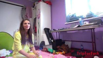 Kate Rich - And Pippi 2 With Kate Rich - upornia.com