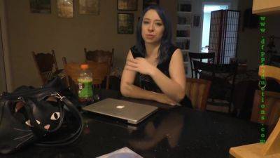 Girl Goes Walking - hotmovs.com