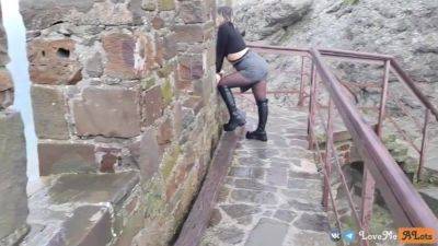Lovemealots - A Stranger Sucked Me Off On An Excursion In The Old Fortress. Outside Sex, In A Public Place - hclips.com - Russia