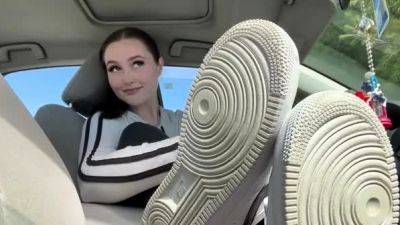 sizeelevens joi feet girl on the car soles show - drtuber.com