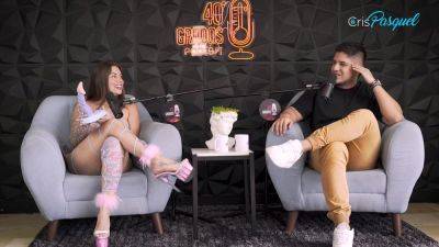 Sara Blonde - Se Mete Un Dildo Monstruoso Crispasquel - hotmovs.com