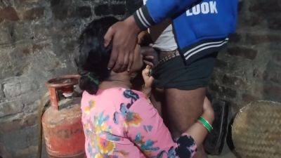 Apni Bibi Ko Khana Banate Time Choda In Clear Voice - hclips.com