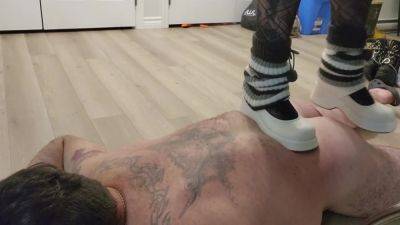 Massage Ashiatsu - hclips.com