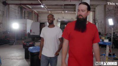 Randy Milfs Share Bbc - hotmovs.com