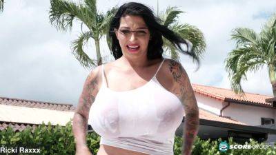 Ricki Raxxx: How to Win Wet T-Shirt Contests - hotmovs.com