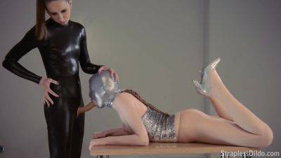 Perverted Lesbies Incredible Adult Clip - videomanysex.com