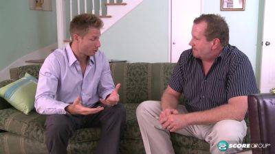 Barbie Busted into SCORE - hotmovs.com