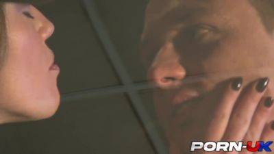 Holly Kiss Investigating a British Cumslut - hotmovs.com - Britain