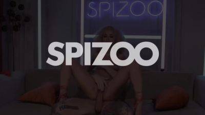 Beautiful Jennifer White Bouncing Ass While Fucking - hotmovs.com