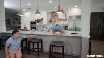 Libidinous Blonde Milf Heart-stopping Adult Clip - videomanysex.com