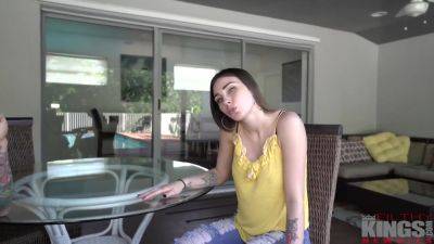 Testing Out Lexxi In 4k With Lexxi Steele - upornia.com