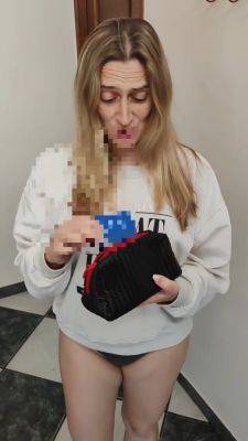 Pizza Deliver - hclips.com