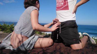 Fucking On The Beach - hclips.com