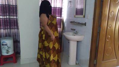 السريلانكية عمتي مارس الجنس من الصعب في ساري Sri Lankan Aunty Hard Fucked In Saree - hclips.com - Sri Lanka