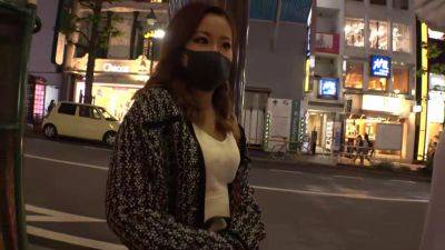 0004697_ショートパンツ ホットパンツ トイレ ほか - upornia.com - Japan