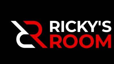 RICKYSROOM Turning up the heat with Lacey Jayne - drtuber.com