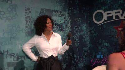 Virtual Vacation In Las Vegas With Khloe Krush - hotmovs.com - Usa