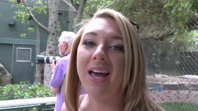 Virtual Vacation In Las Vegas With Brooke Wydle Part 1 - hotmovs.com - Usa