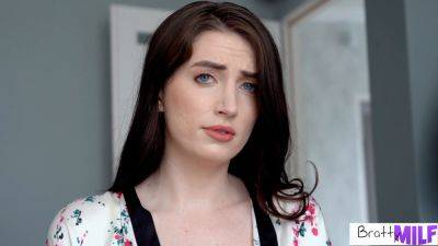 Aria Carson - Petite milf Aria Carson plays a game with you and your hard cock - sexu.com