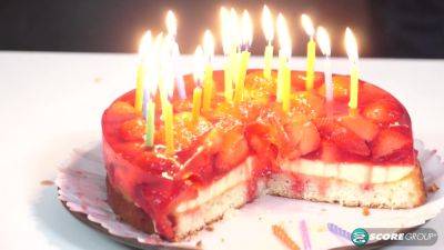 Anastasia Lux - Steve Q - Three on a Sex Spree - txxx.com