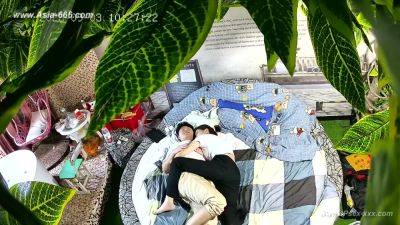 Hackers use the camera to remote monitoring of a lover's home life.623 - hotmovs.com - China