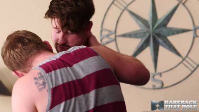 BAREBACKTHATHOLE Otto Samson Barebacks Drew Dixon After BJ - hotmovs.com