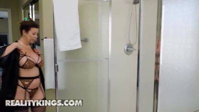 Oliver Flynn - Alexis Fawx - Oliver Flynn Satisfies Alexis Fawx's Desire for Intense Pleasure - REALITY KINGS - xxxfiles.com