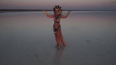 Walk Seminaked By Elton-saltlake In Egypt Dress-style - hclips.com - Egypt