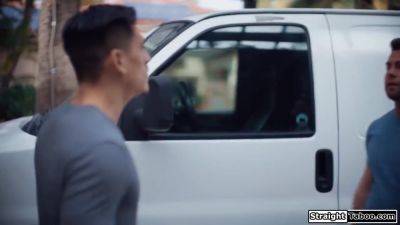 Jewelz Blu - Jewelz Blu And Big T - Babe Kicks Out Bf To Fuck Brotherinlaw - upornia.com