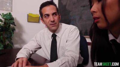 A Cock For Reference With Elle Lee - upornia.com