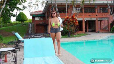 Jenn's Day at the Pool - hotmovs.com