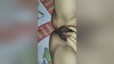 External Affairs Of Hot Indian Bengali Wife Caught And Having Great Blowjob - desi-porntube.com - India