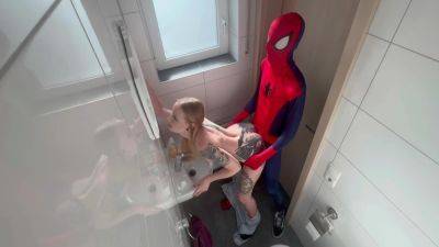 Spider Man - Ao Carnival Slut! Creampie Quickie With A Thrill - hclips.com