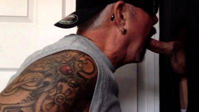 Gloryhole tattooed gaydaddy sucks cock - drtuber.com