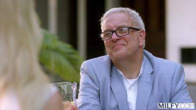 Vixenplus Blonde On Hubby - upornia.com