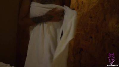 I Get The Shower - hclips.com