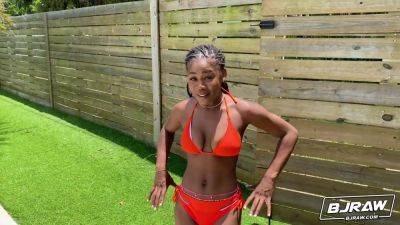 Hazel Grace - BJRAW Hazel Grace is a horny neighbor - hotmovs.com