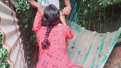 Best Indian Bangali Village Bhabhi Fucking Outdoor Forest By Devar - desi-porntube.com - India