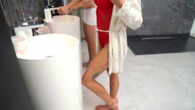 Enamored - S46:E4 - Nubilefilms - hotmovs.com