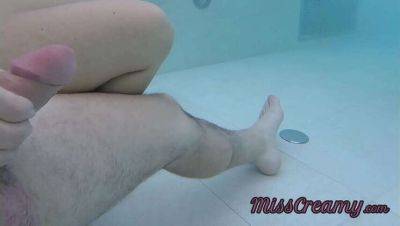 MissCreamy's Public Pool Dick Flash: Assisting with Masturbation - Risky Business - porntry.com