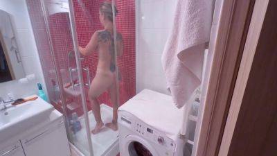 Squirtna Face Her Stepson In The Shower - hotmovs.com