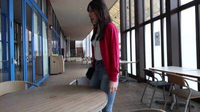 可愛い顔して淫乱すぎるスレンダー巨ケツ妻が濁点喘ぎの本気イキ！ - senzuri.tube