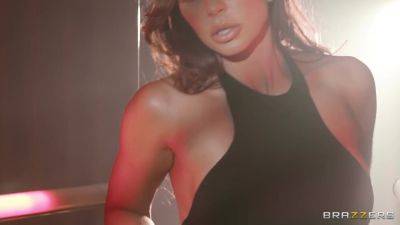 Abigail Mac - Rain On Abigail Mac With Xander Corvus, Abigail Mac - Brazzers - hotmovs.com