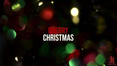 Cherry Christmas Cherry Torn Is Caged For The Holiday - Kink - hotmovs.com