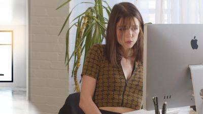 Petite Office Slut Sneaks Masturbating At Work - upornia.com