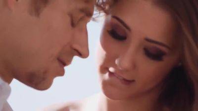 Blonde, Outdoor, Straight Video - hotmovs.com