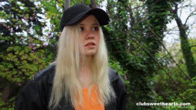 Rebecca Nikson loves fucking her boyfriend - hotmovs.com