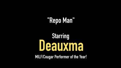 Busty Texas Mommy Deauxma Fucks Big Black Cock to Erase Debt - hotmovs.com