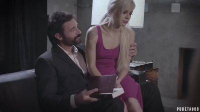 Elsa Jean - Elsa Jean And India Summer In Gorgeous Blondes And Got Down And Dirty With Their New Neighbor - hotmovs.com - India