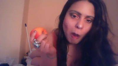 Cooling Dirty Pussy With Apple - Ginger Paris - hotmovs.com